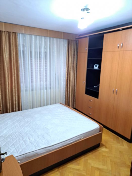 Inchiriez apartament 2 camere