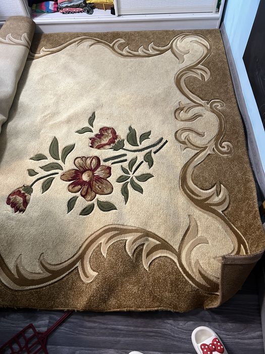 Продам ковер в идеальном состоянии