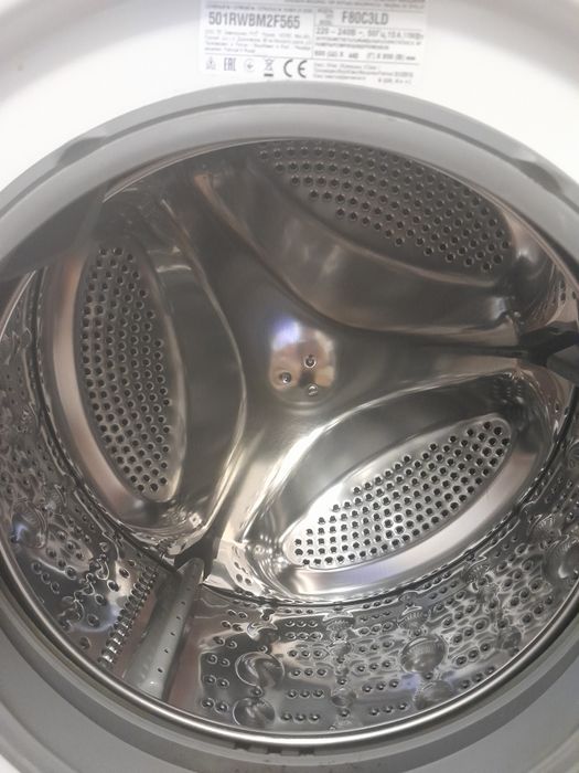 Продам стиральную машину