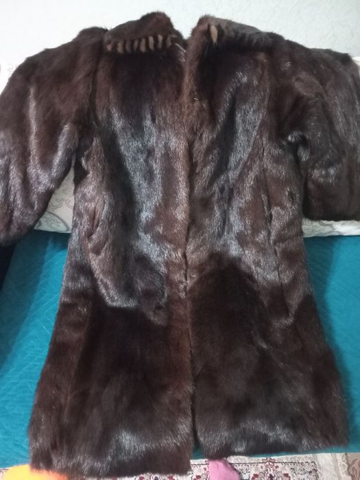 Продам норковую шубу