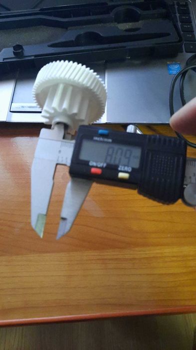 Pinion primar masina tocat Heinner MG-W1200