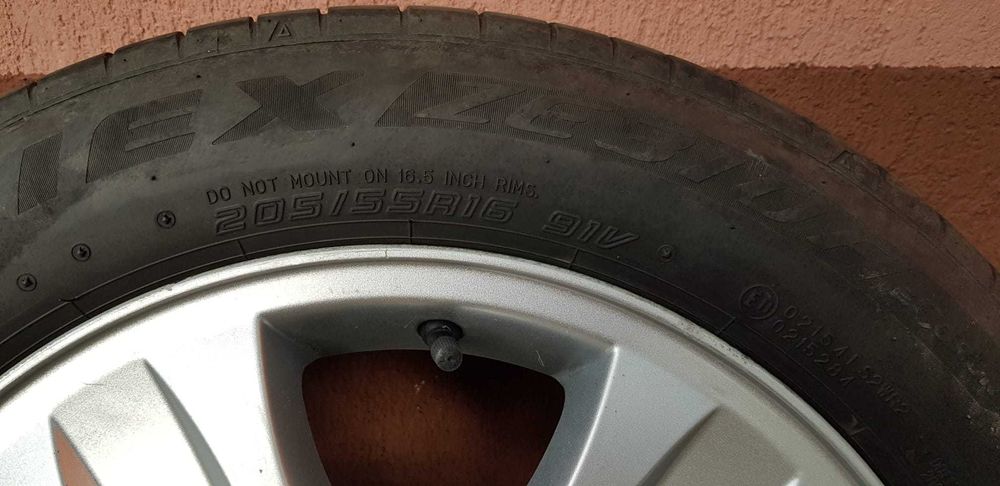 Roți de vară cu jante orig. Ford 5x108 16, 6,5jx16, Falken 205/55/R16