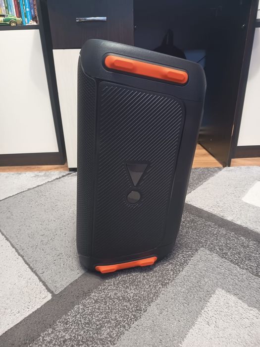 Boxă JBL patrybox 110
