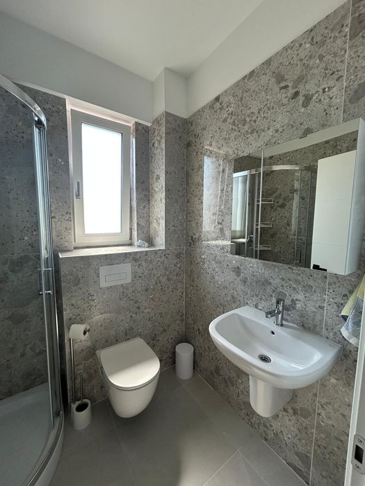 Inchiriez apartament 2 camere