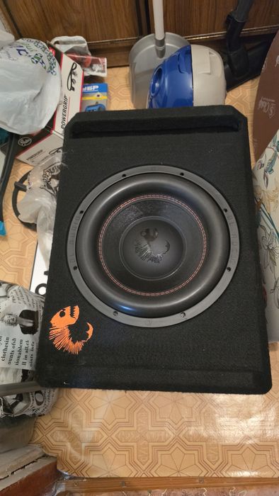 Продам сабвуфер состояние отличное