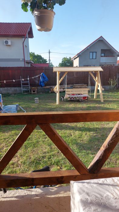 Leagan din lemn de brad