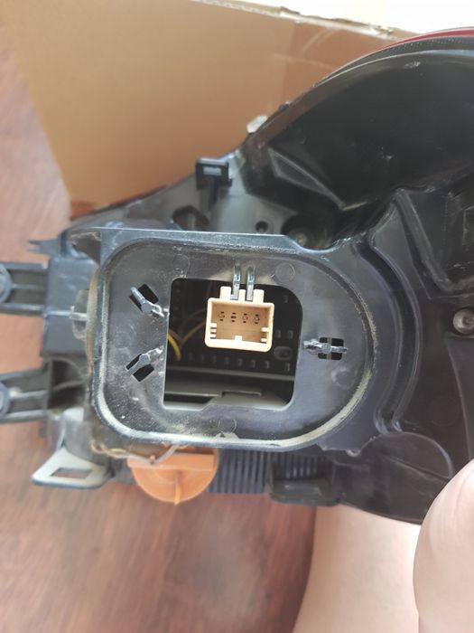 Задний левый фонарь Тигуан