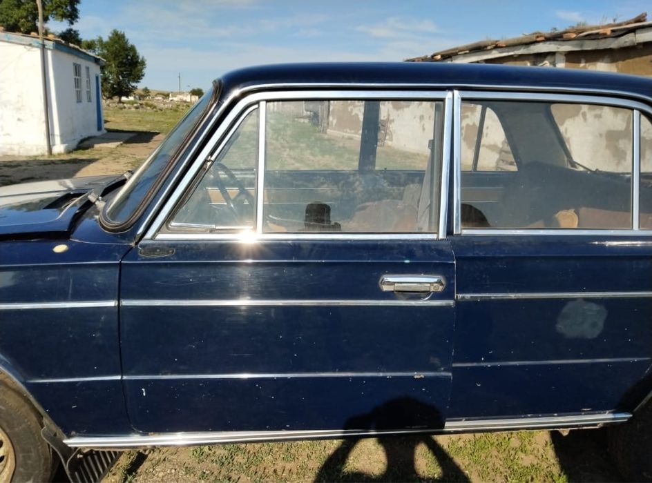 Продается ВАЗ 2103 жигули
