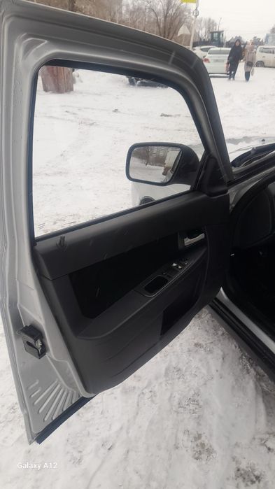 Машина приора ..