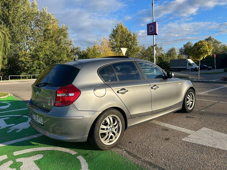 BMW SERIA 1 E87 Facelift 2.0d 177(cai) AN FABRICATIE 2010