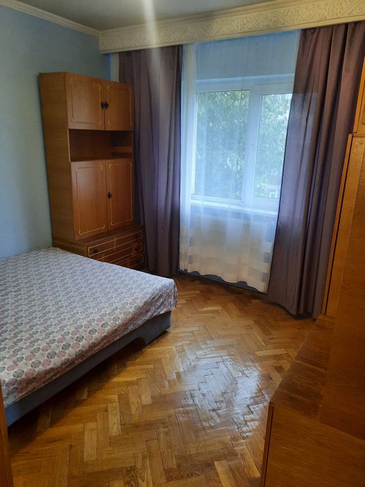 Închiriez apartament trivale