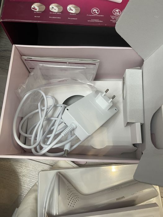 Epilator Philips IPL Lumea Prestige 4 capete