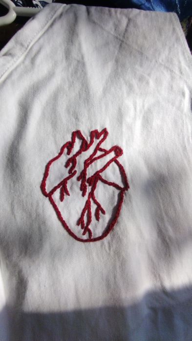 Жилетка, атласная юбка,пиджак, юбка