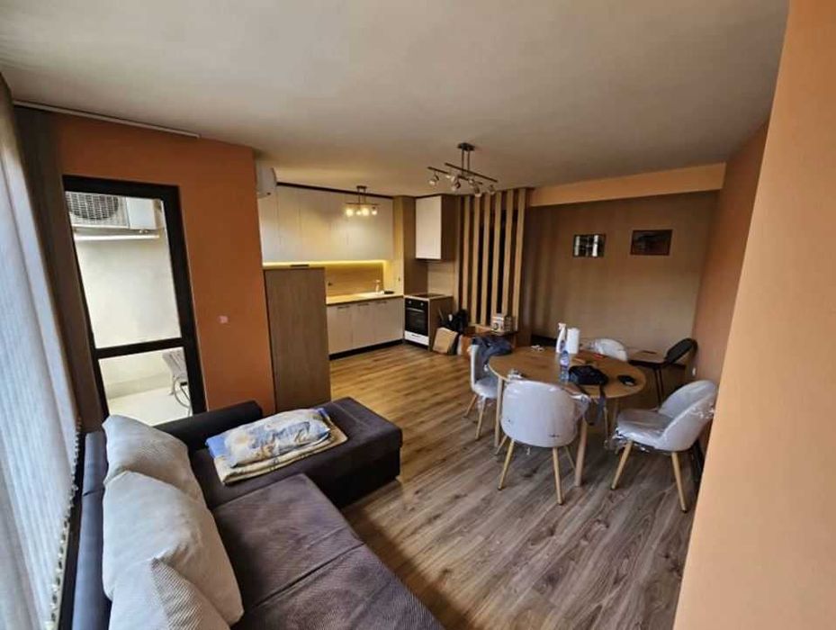 Дава се под наем Двустаен апартамент в София, Люлин - център - 64 кв.м за 588 € - Снимка #2