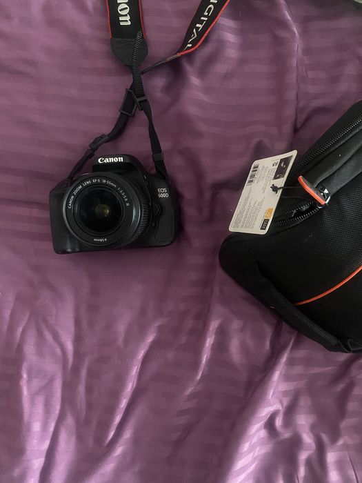 Фотоаппарат Canon EOS 600D