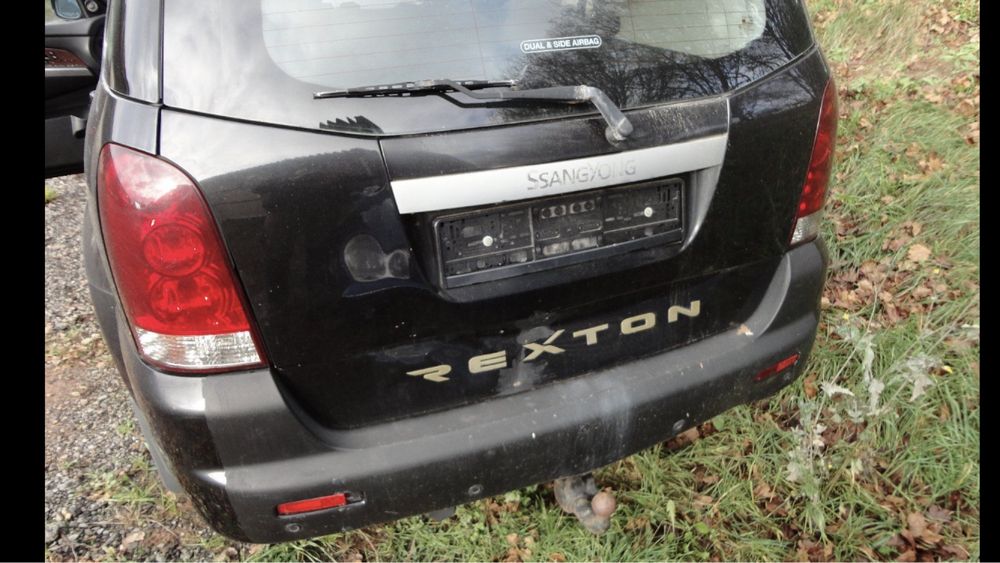 2 броя Ssangyong Rexton 2,7 на части