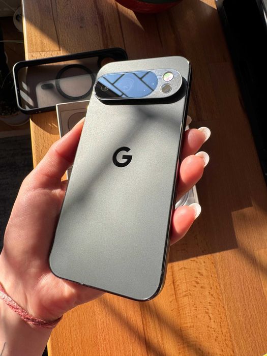 Pixel 10 Pro 256 GB cu garantie