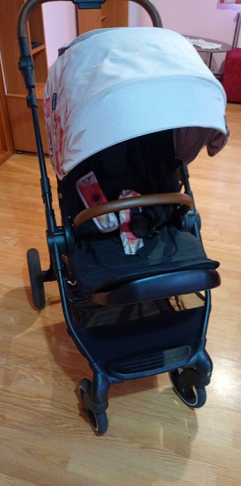 Căruciorul Kinderkraft pentru copii