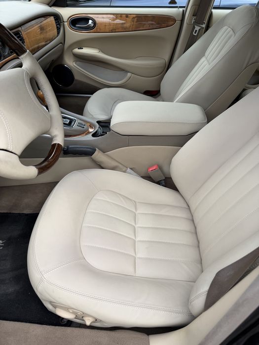 Jaguar XJ / Impecabil tehnic si optic