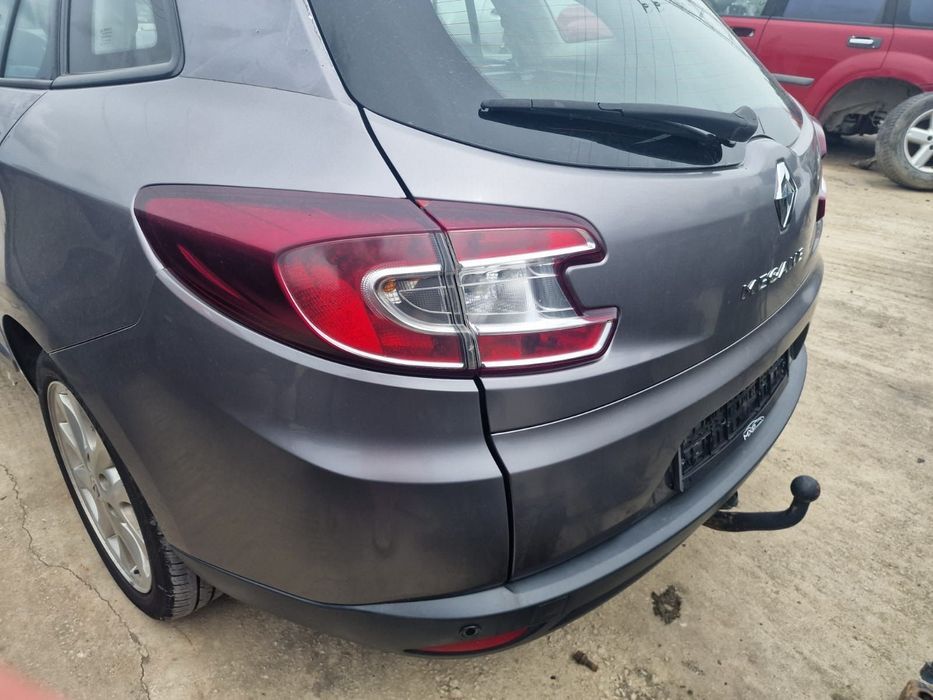 Dezmembram Renault Megane 3, an 2011, 1.5 DCI, euro 5, cutie automata