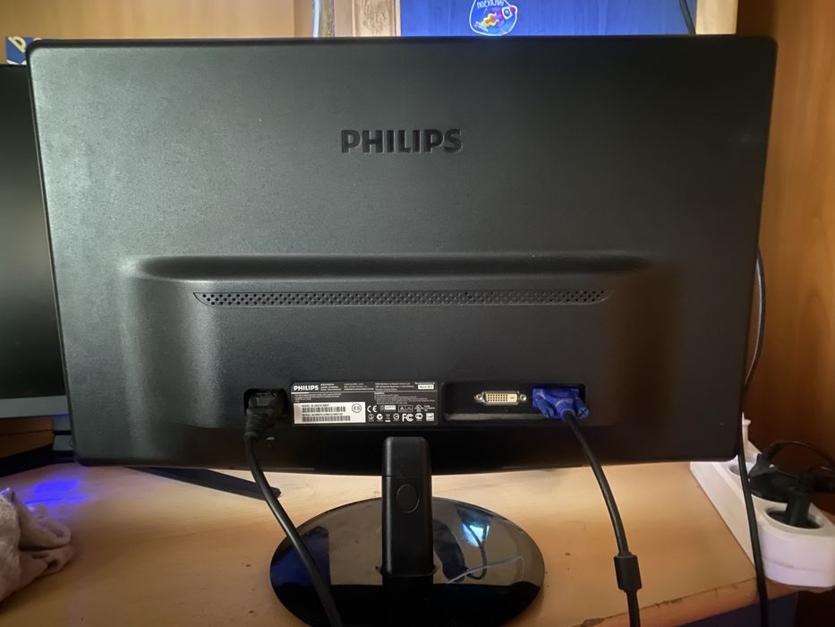 Монитор Phillips 226V3LSB