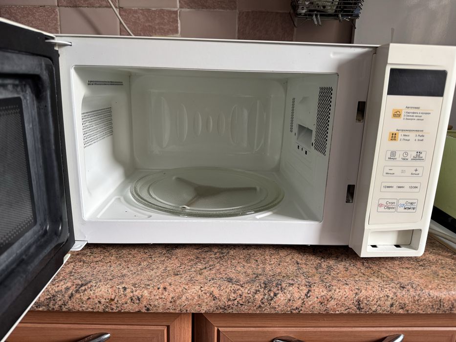 Продам микроволновку