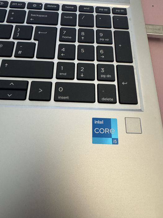 HP ProBook 450 G8 i5-1135G7, 8GB, 256GB SSD, FHD, stare excelentă