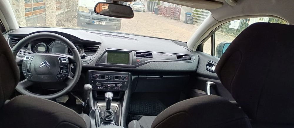 Vând Citroen C5 adaptat pentru persoane cu dizabilități locomotorii