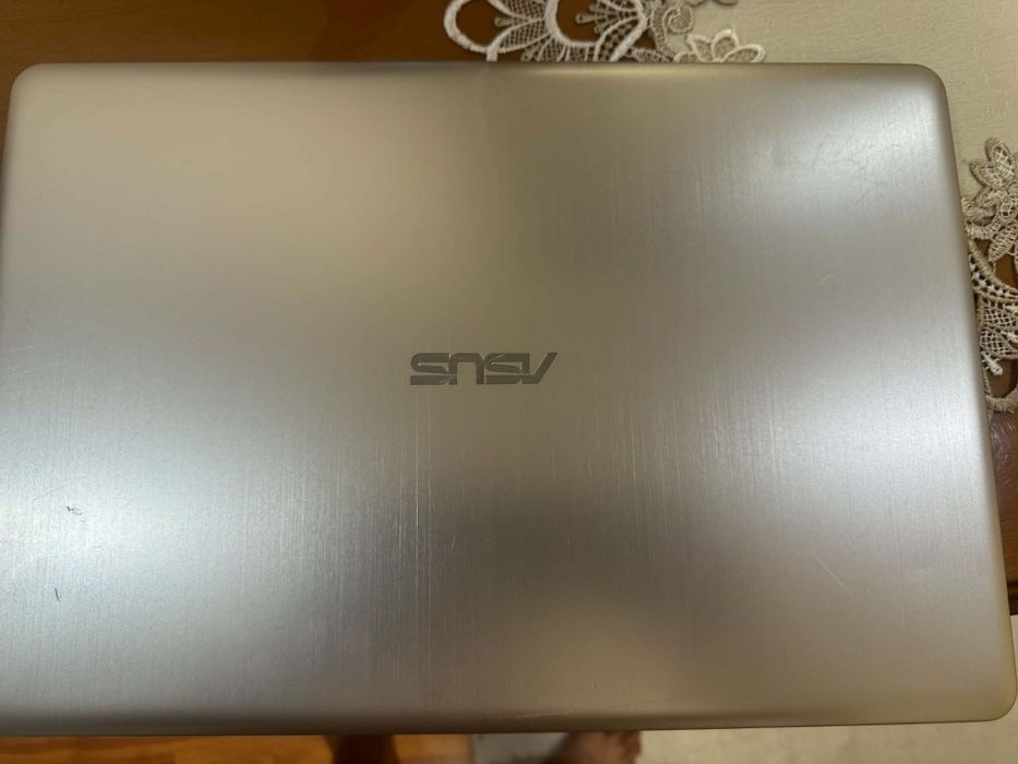 Laptop  I7 7700hq