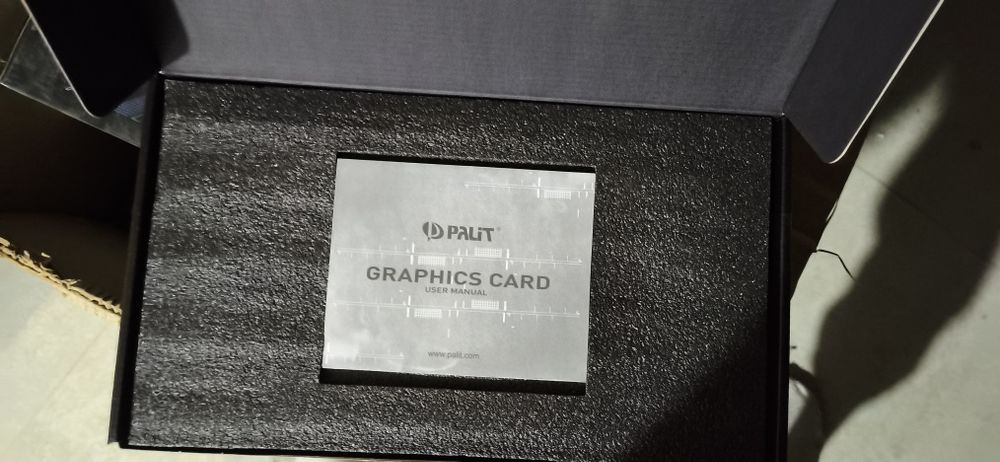 Коробка от RTX 3080