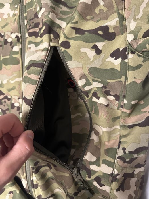 Costum tactic impermeabil, calduros: geaca si pantaloni camuflaj verde