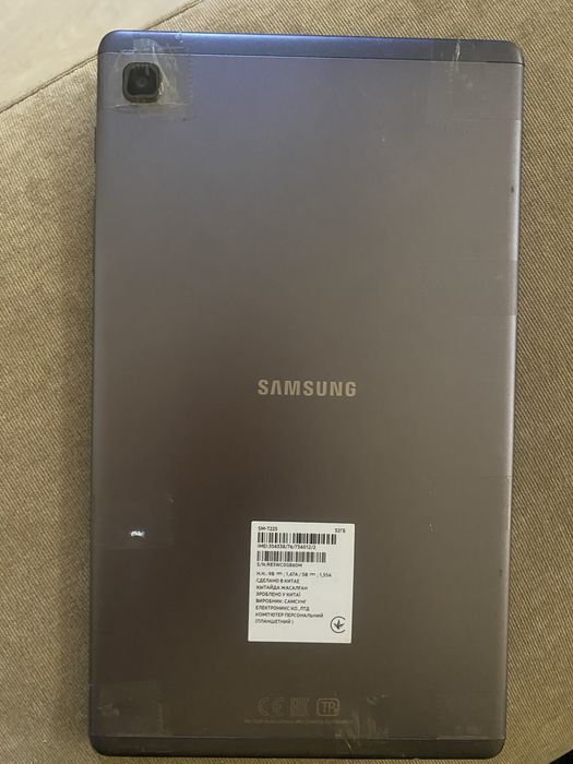 Планшет Samsung SM-T225