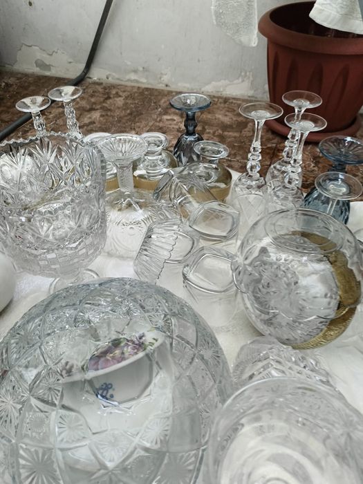 Шыны,хрусталь ыдыстар сатамын.Арзан бағада.