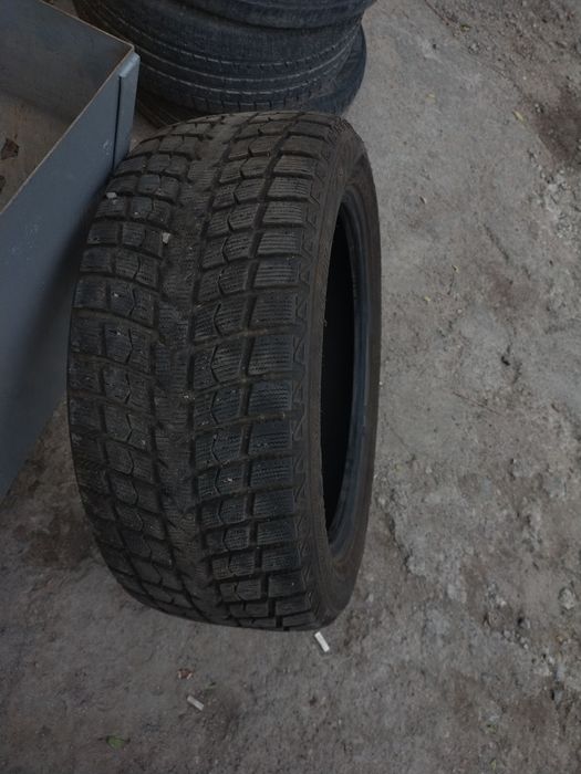 Продам шину 1  Грин Макс