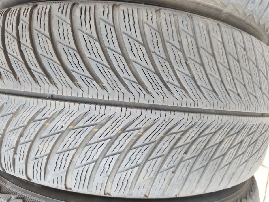 Зимни гуми Michelin 245/45/19 Pilot Alpine 5 2454519