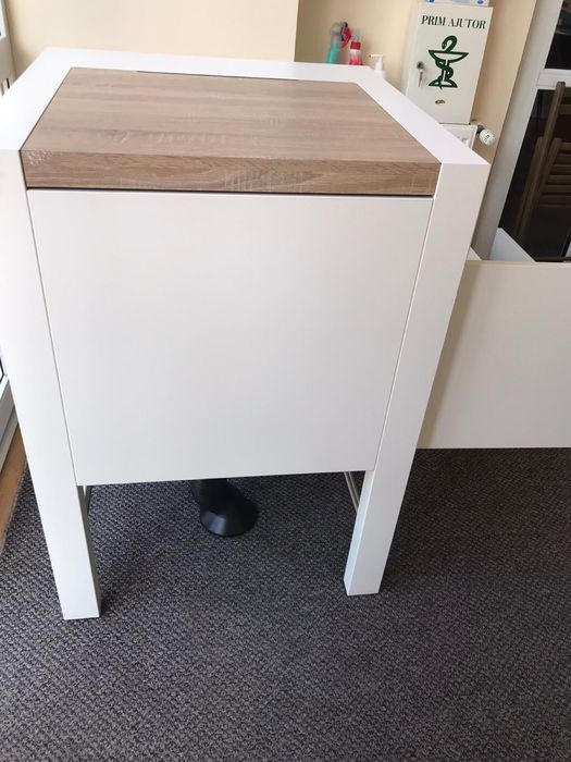 Birou si roll box/ receptie