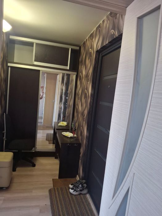 Сдам 1.5 в районе электотоваров