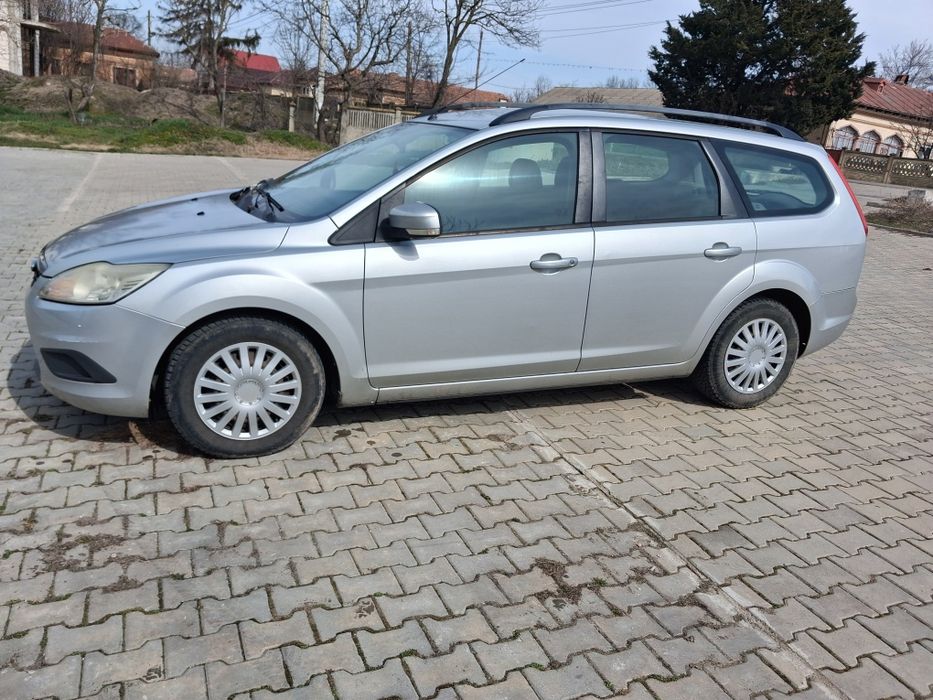 Vând ford focus 1.6 tdci