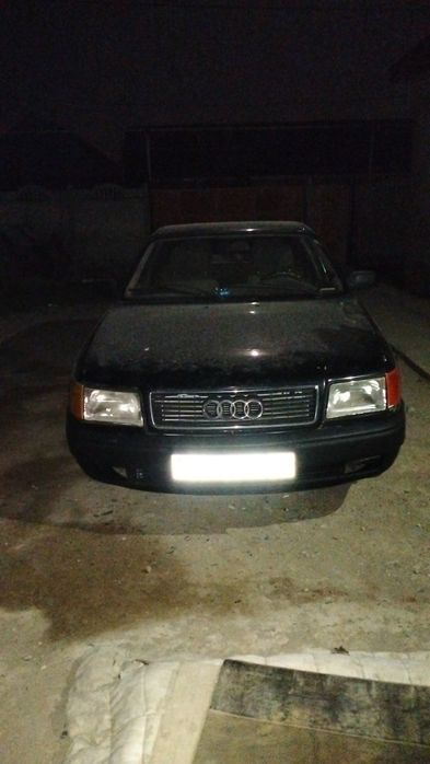 Продаю Ауди С4 срочно