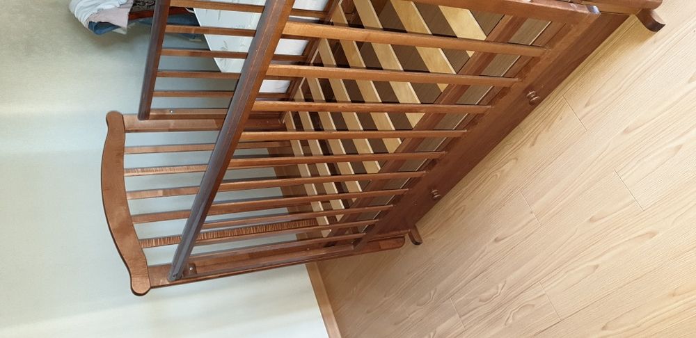 Кровать-манеж натуральное дерево