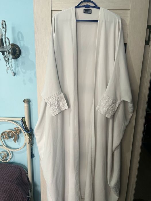 Абайя и мусульманское бархатное платье