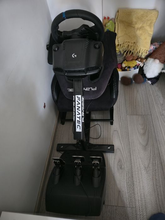 Playseat evolution alcantara Logitech g923 se