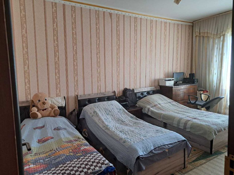 3 xonali uy sotiladi, Продается 3-х комнатная квартира