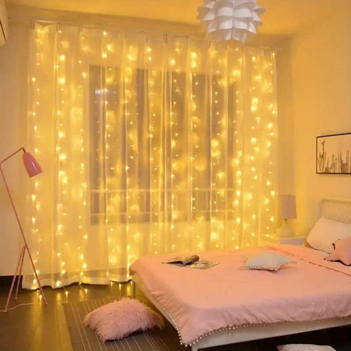 Instalatie 10 oua Paste cu 10 leduri 120cm. Perdea lumini cu telecomanda 300 leduri albe sau galbene aurii cortina 3M x 3M USB, cu 8 moduri iluminare