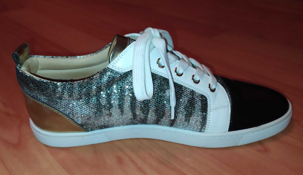 Кроссовки, размер 40. Париж. Shristian Souboutin Paris