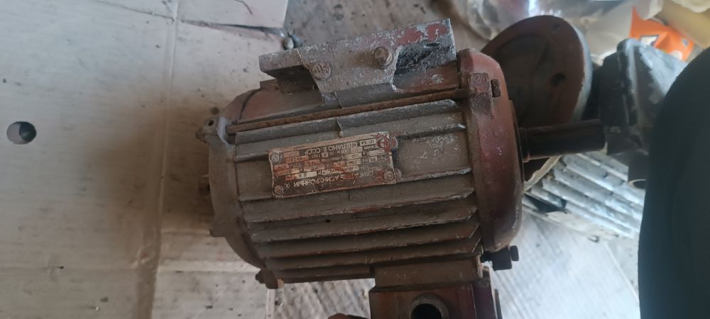 Электро двигателя .рабочие