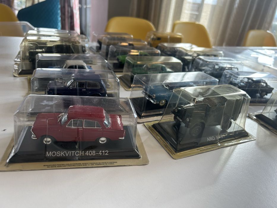 Lot 18 machete auto de colecție 1:43 - Mașini de Legendă (ARO, Dacia, Rocar, Lada)