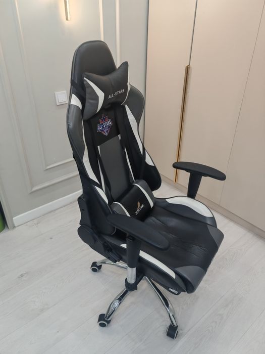 Компьютерное кресло