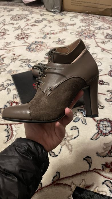 Демесезонные ботинки