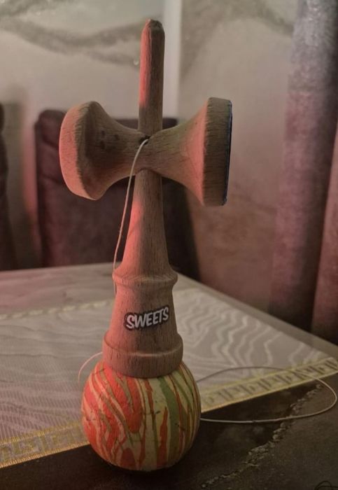 Vând kendama sweets prime 2018